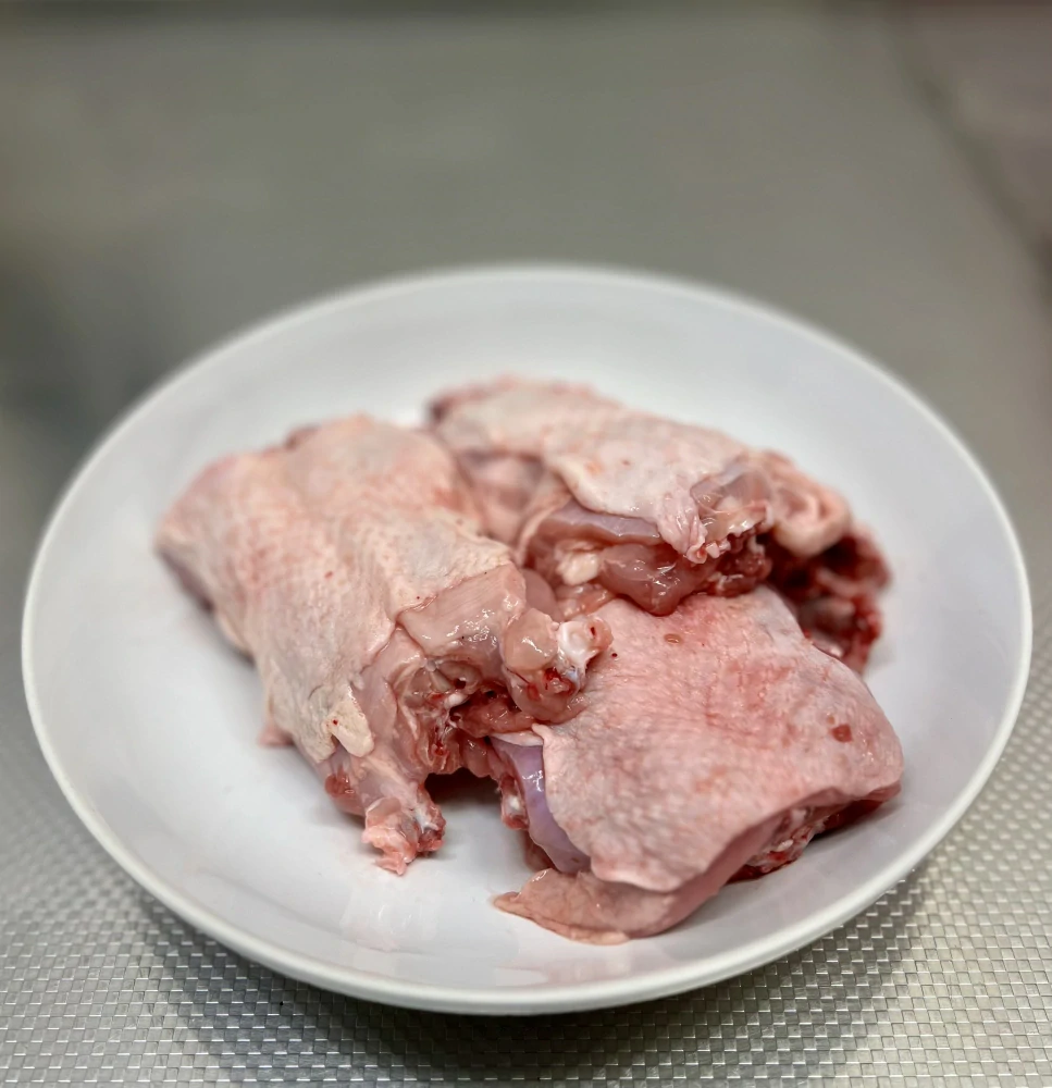 Opravdu kuřecí hřbety 1kg - DOG BAR